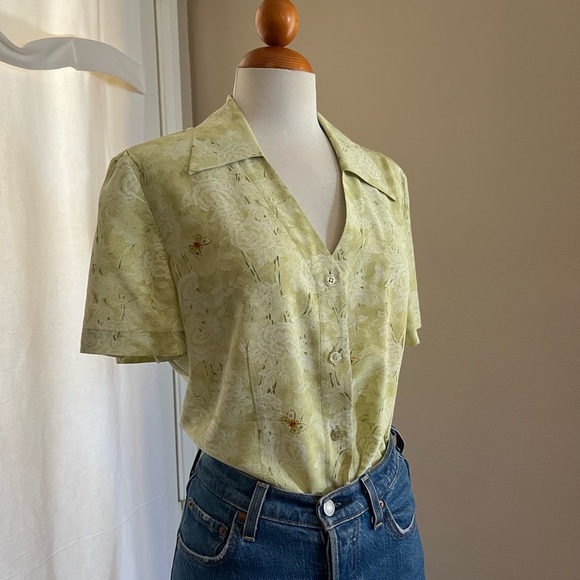 Vintage 100% Silk Diane Von Furstenberg DVF Silk Assets Lime Green Floral Blouse - Picture 2 of 7